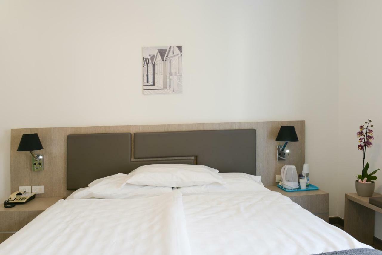 Hotel Venezia Riva del Garda